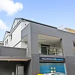 Lovely 2-Bed With Balcony 150 M From Coogee Beach